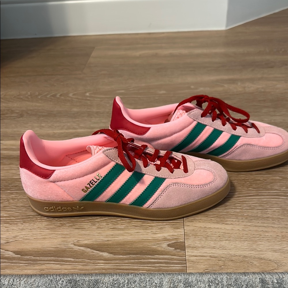 Adidas Gazelle - Gum/Glow Pink/Court Green - W6.5, fits a 7. Only worn once!